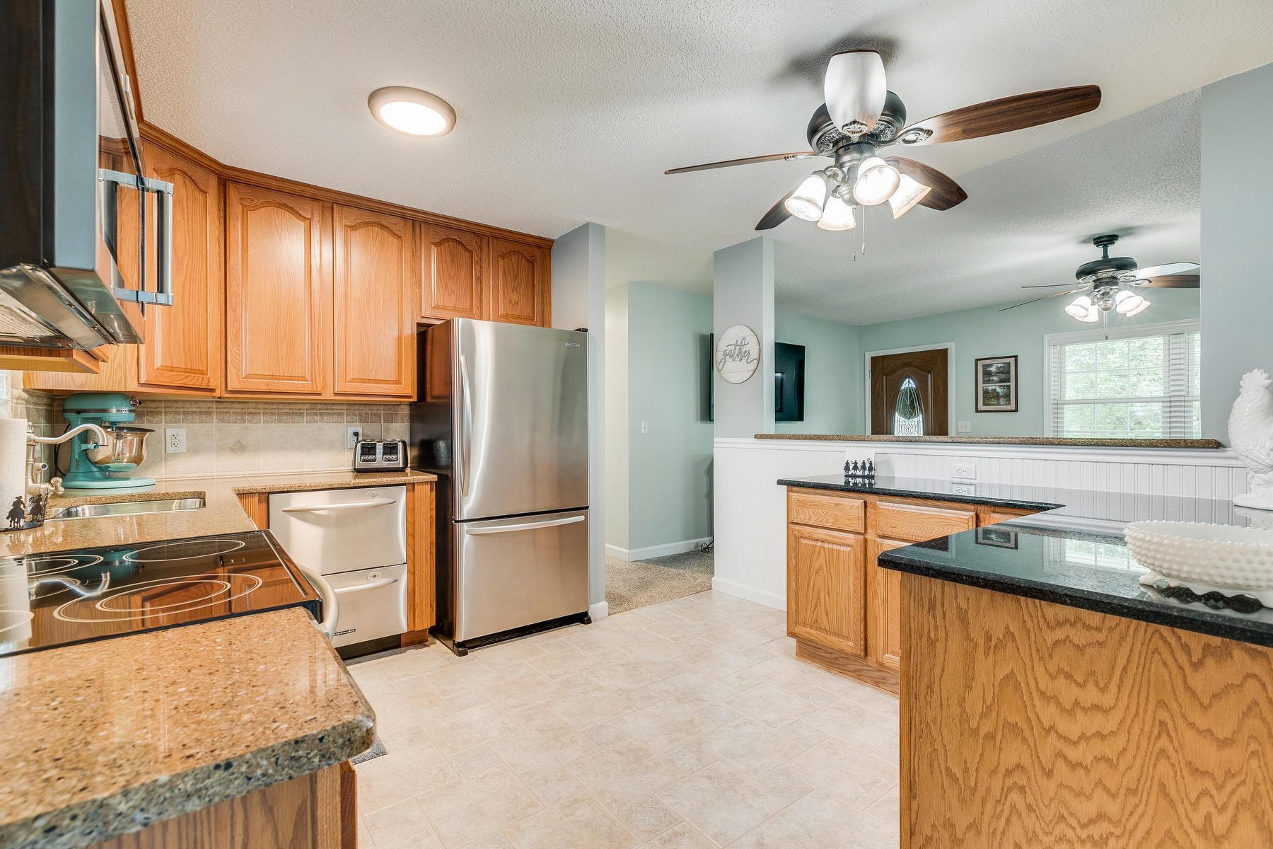 273 Ridgeview Drive Gray, TN 37615 - Photo 11 of 37 011