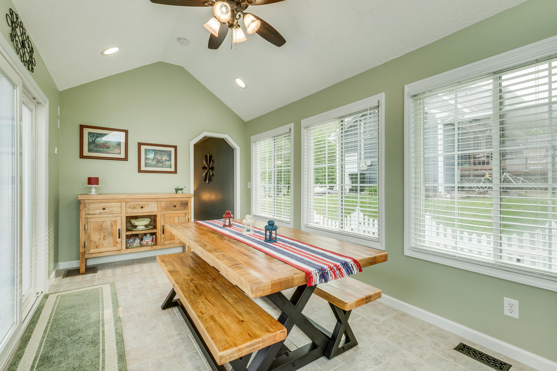 273 Ridgeview Drive Gray, TN 37615 - Photo 14 of 37 014
