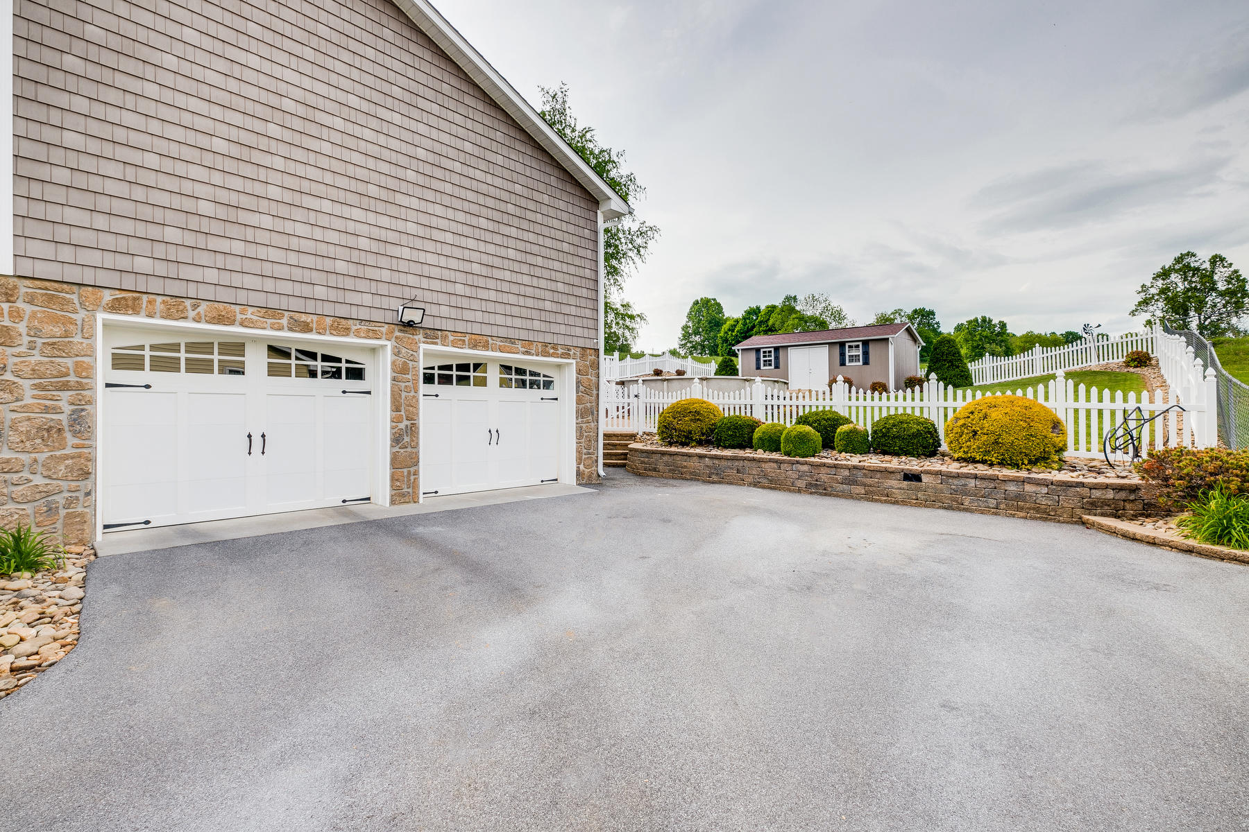 273 Ridgeview Drive Gray, TN 37615 - Photo 30 of 37 030