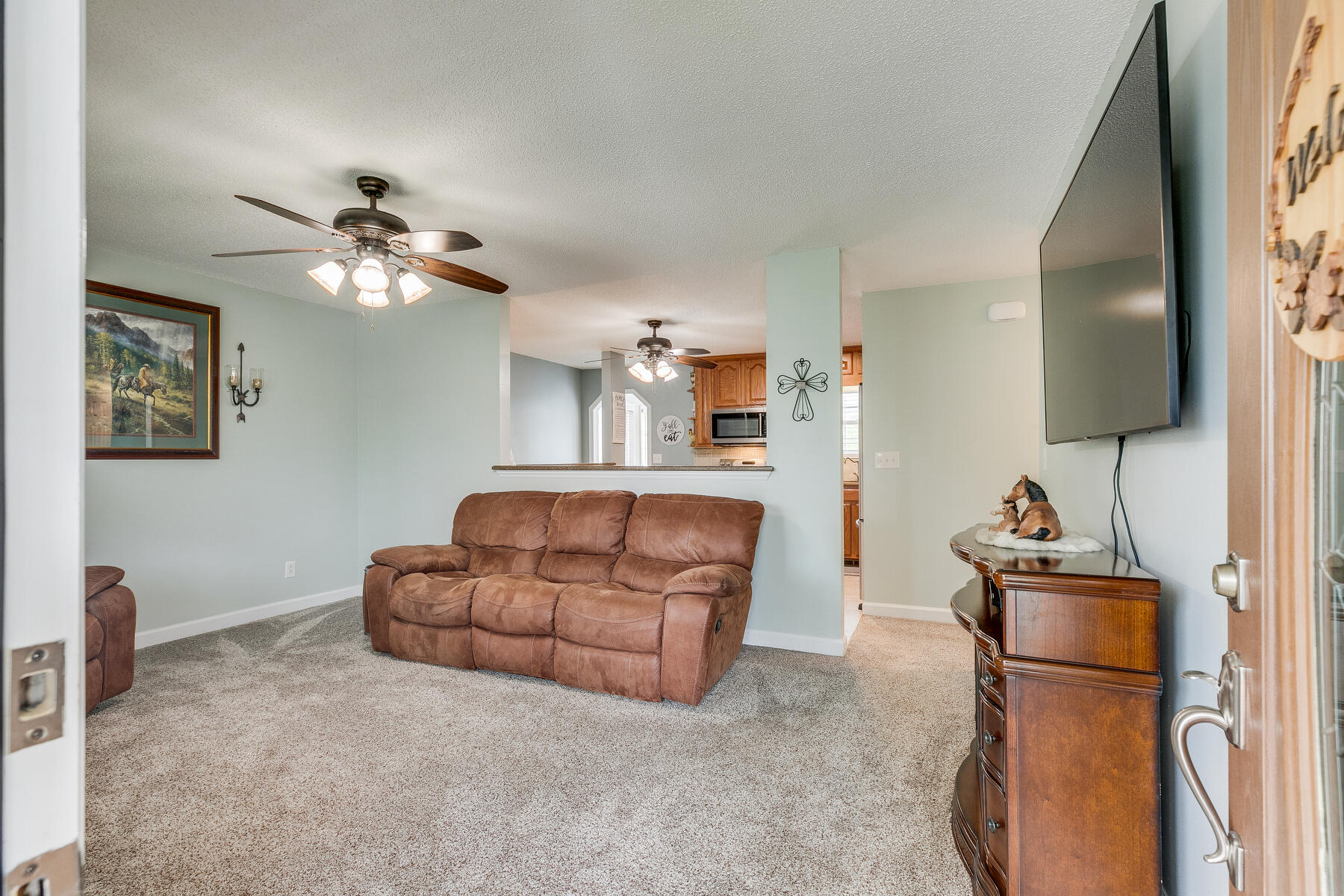 273 Ridgeview Drive Gray, TN 37615 - Photo 6 of 37 006