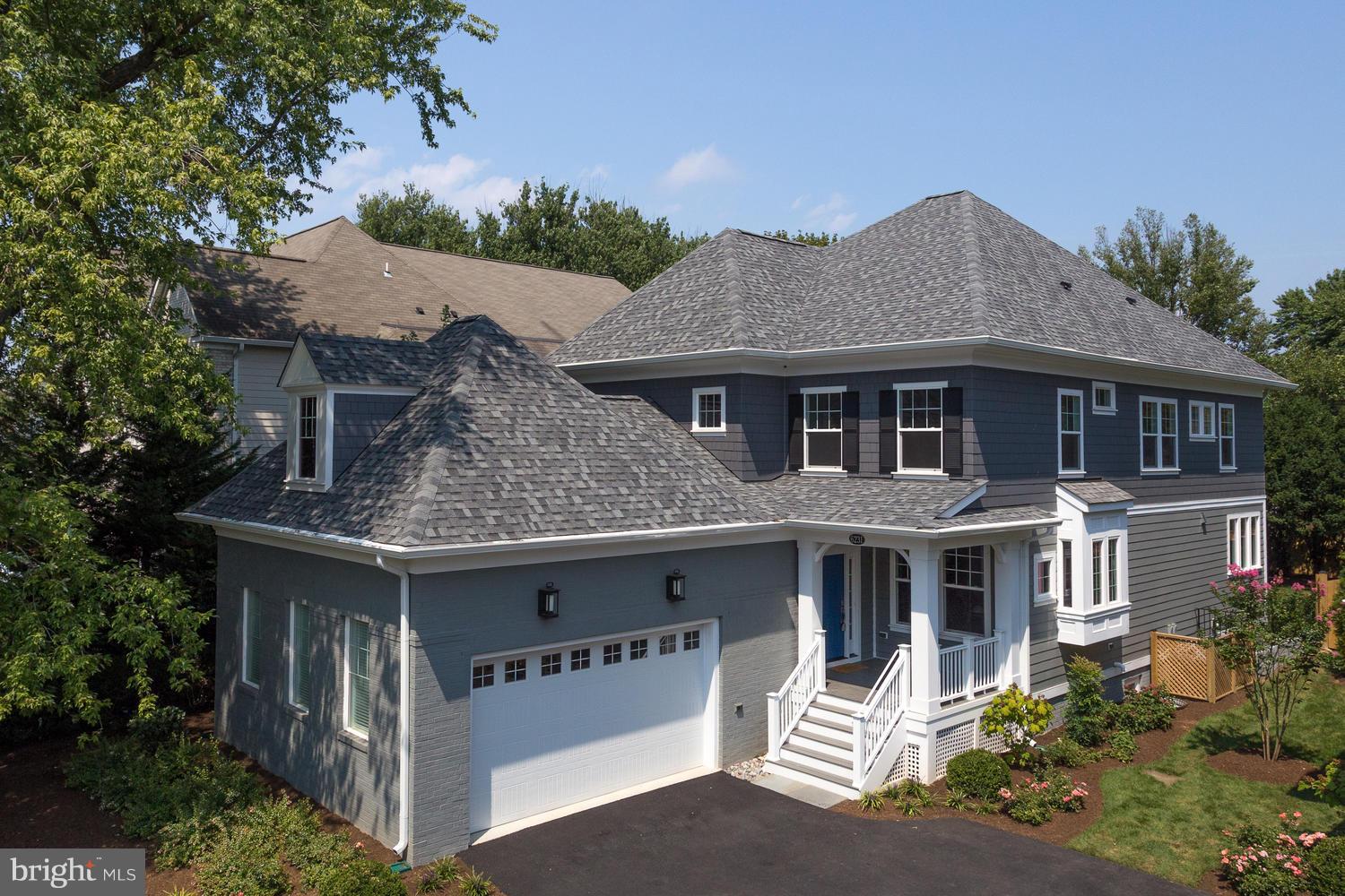 6231 Washington Boulevard Arlington, VA 22205 - Photo 1 of 30 Exterior (Front)