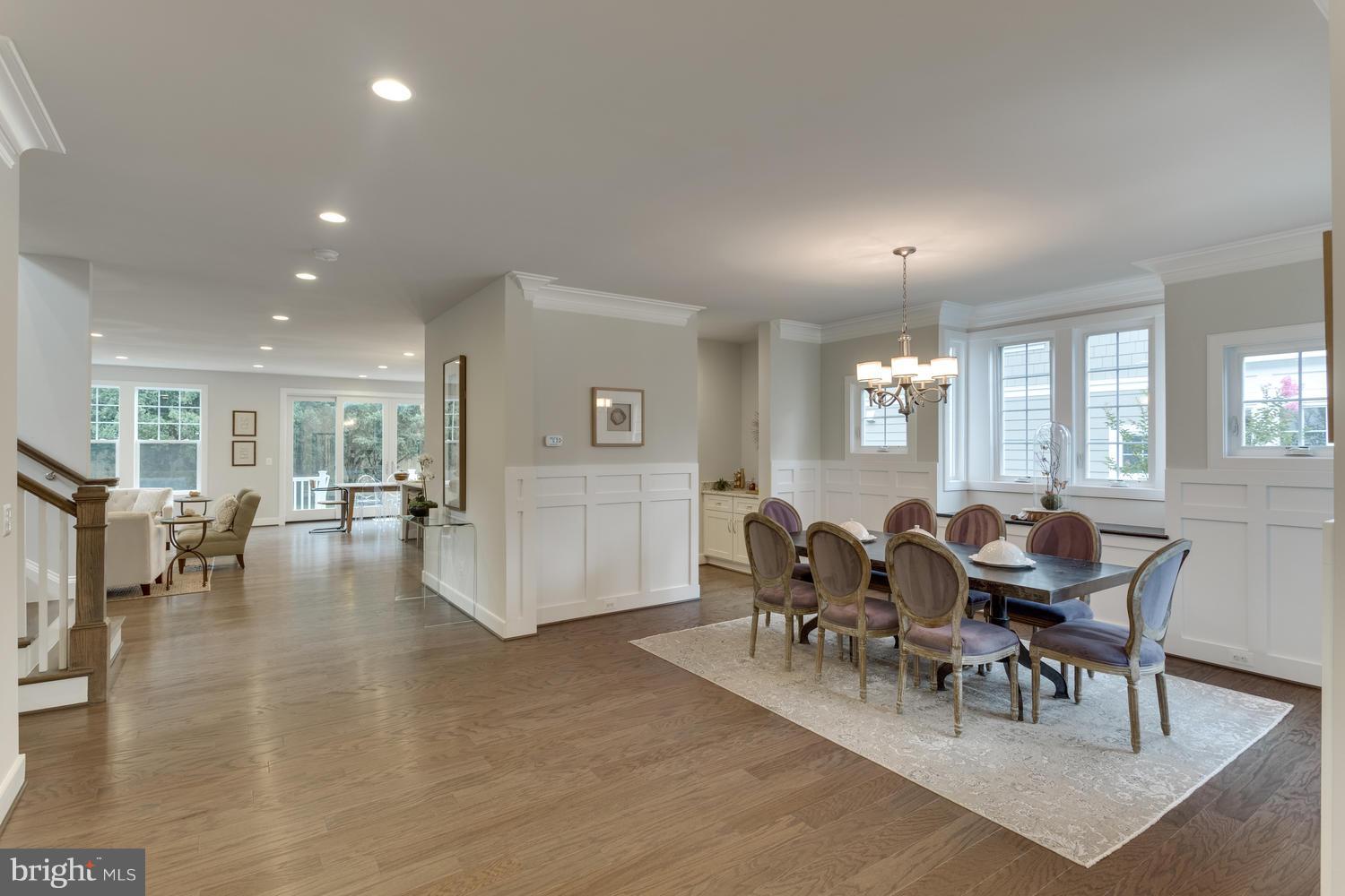 6231 Washington Boulevard Arlington, VA 22205 - Photo 7 of 30 Dining Room