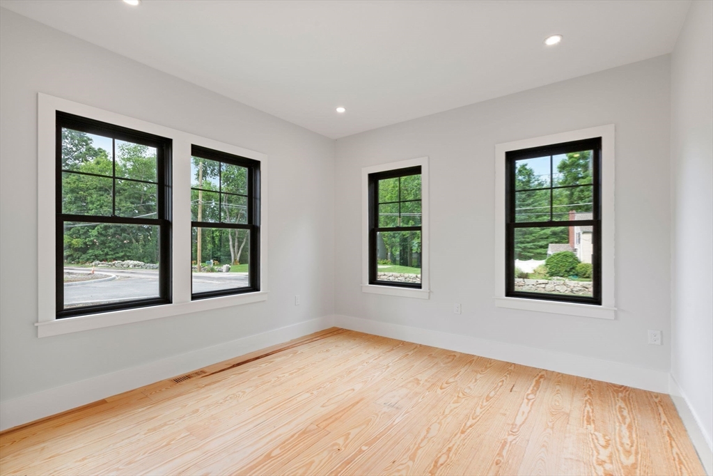 5 Litchfields Way Walpole, MA 02081 - Photo 22 of 26