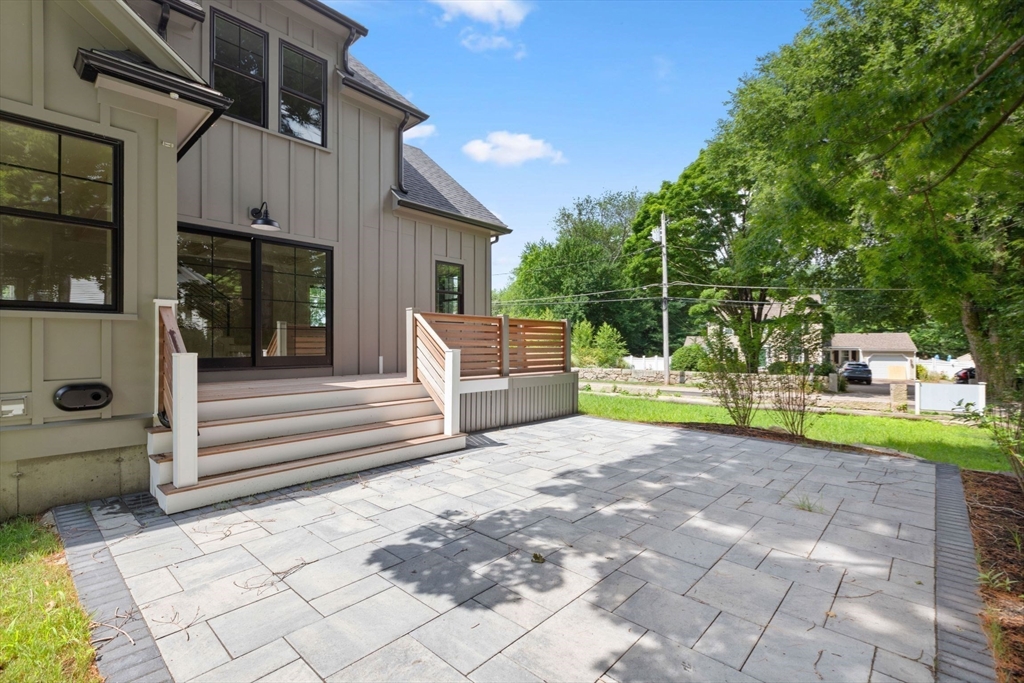 5 Litchfields Way Walpole, MA 02081 - Photo 25 of 26