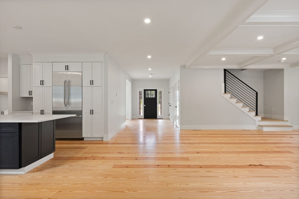 5 Litchfields Way Walpole, MA 02081 - Photo 6 of 26