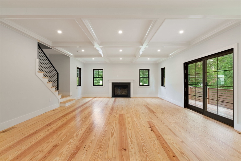 5 Litchfields Way Walpole, MA 02081 - Photo 10 of 26