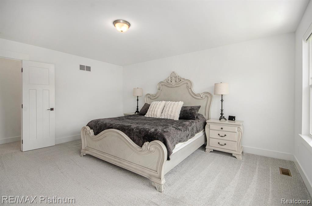 12020 Timber Court Romeo, MI 48065 - Photo 23 of 46 Gallery Image 23