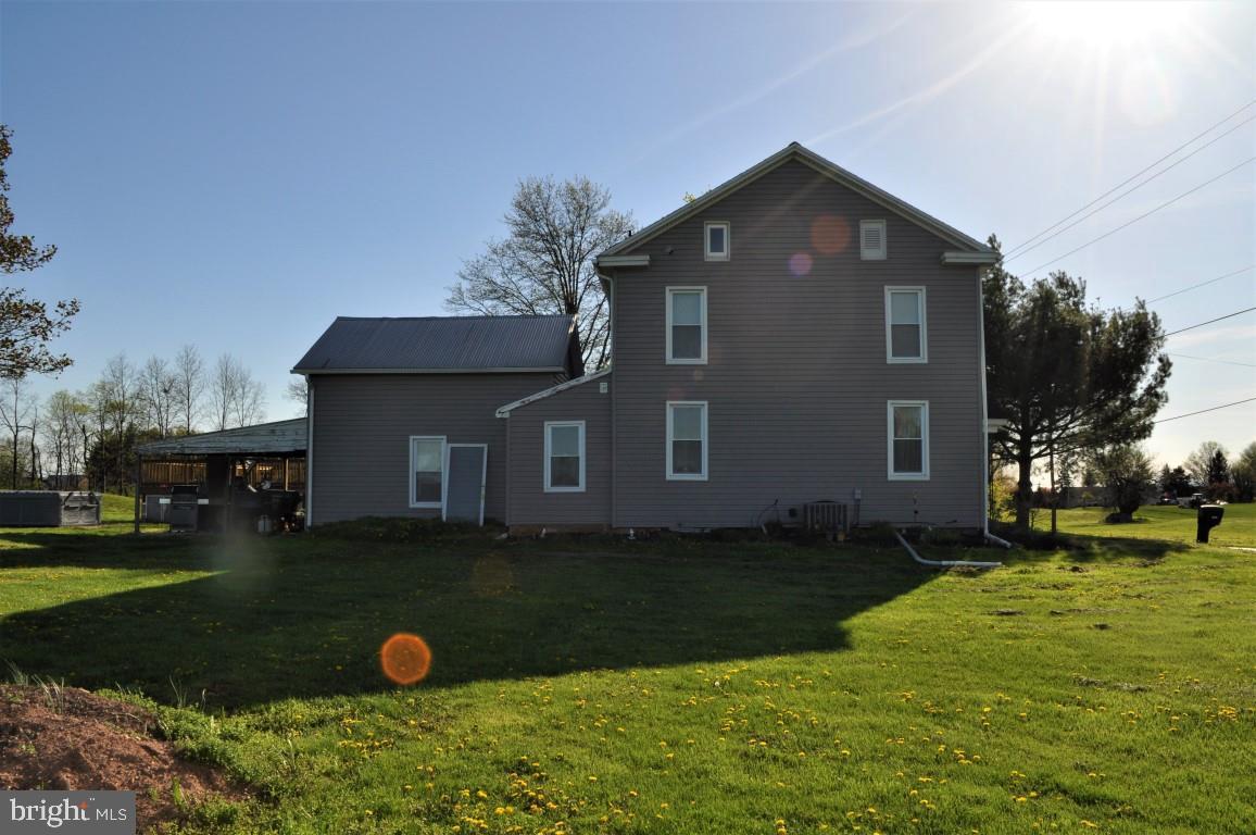 4270 West Canal Road Dover, PA 17315 - Photo 3 of 16 Gallery Image 3