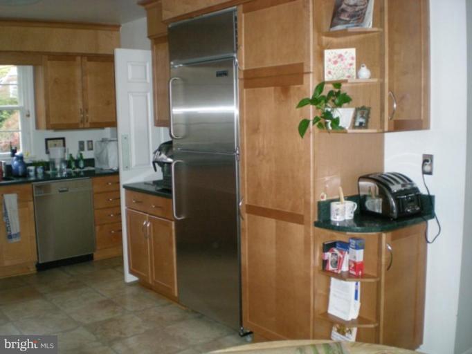 6005 Overlea Road Bethesda, MD 20816 - Photo 14 of 29 Kitchen #2