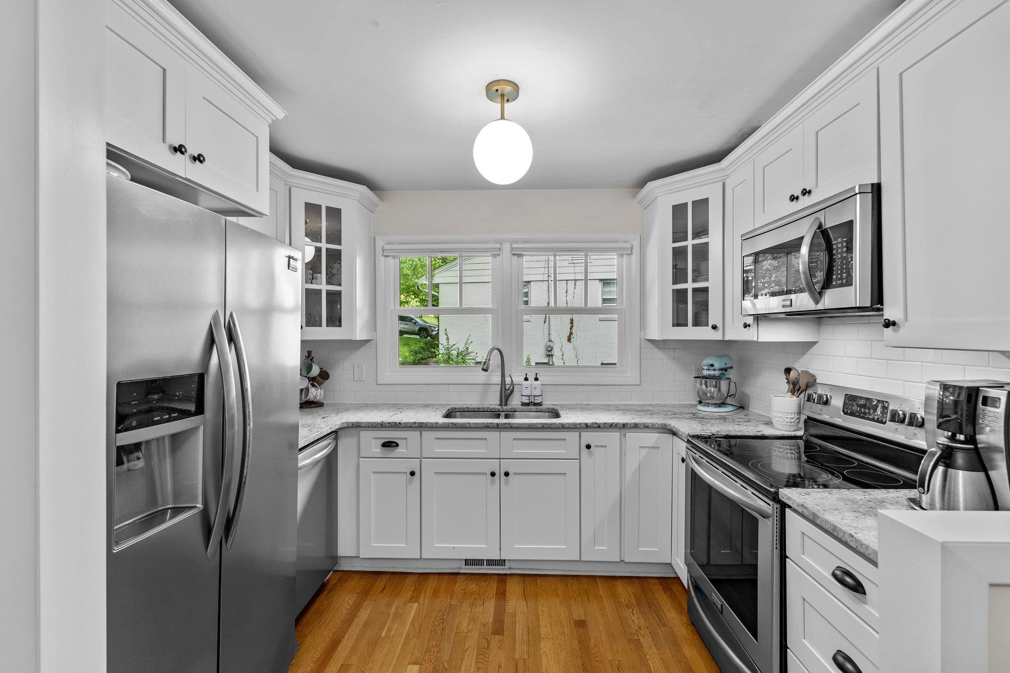 4912 Latimer Road Raleigh, NC 27609 - Photo 7 of 35 Photo 7