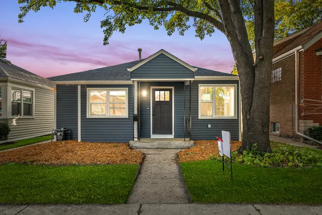 $299,000 | 4122 Wenonah Avenue, Stickney, IL 60402