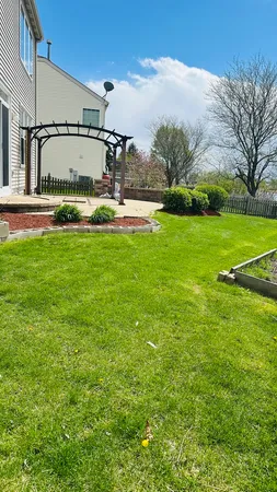 $3,400 | 1637 Trails End Lane, Bolingbrook, IL 60490
