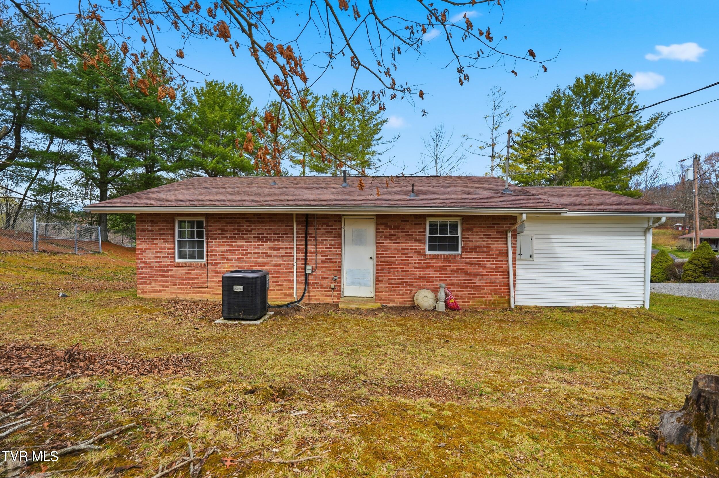 9370 Adwell Road Wise, VA 24293 - Photo 2 of 24 dsc03523