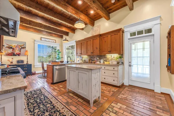 $1,099,000 | 5111 Greensboro Road South, Washington, GA 30673