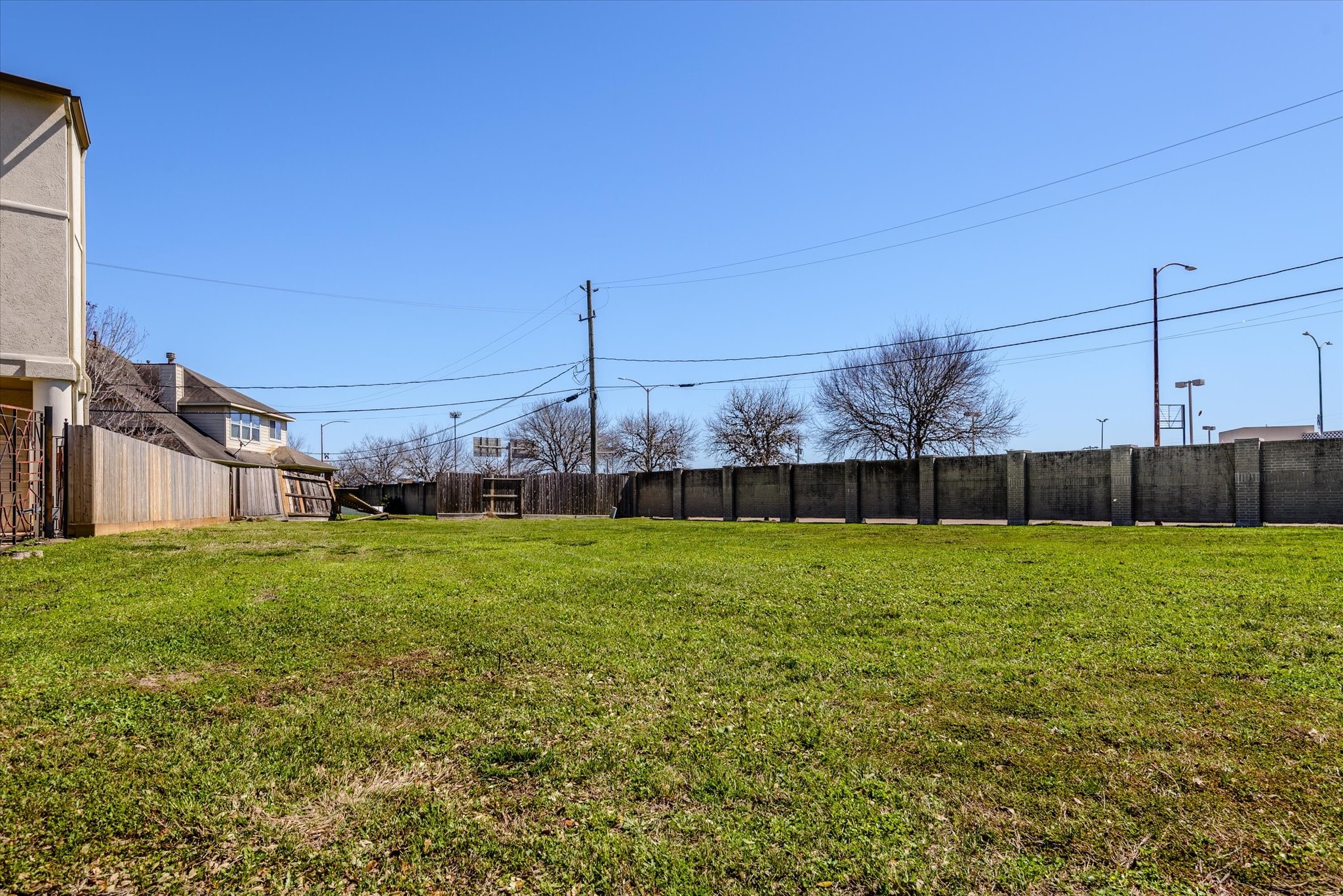 4014 East England Court Houston, TX 77021 - Photo 3 of 3