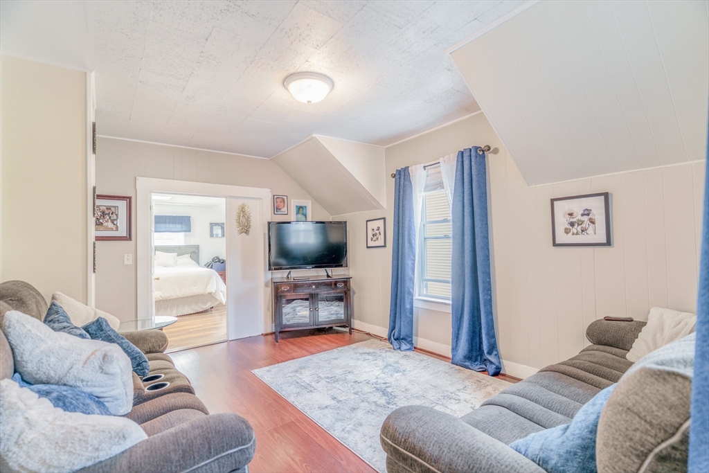 129 Williams Avenue Lynn, MA 01902 - Photo 8 of 21