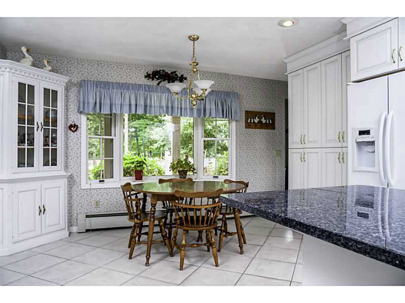 42 Ridge Road Scituate, RI 02857 - Photo 8 of 25 Dining Area. Dining area w/ Bay Window!