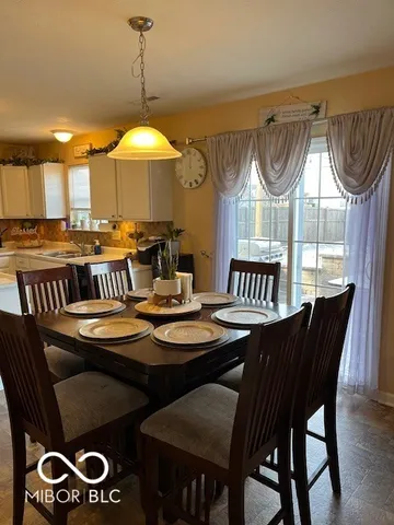 $369,900 | 2714 Kilmurray Drive, Brownsburg, IN 46112