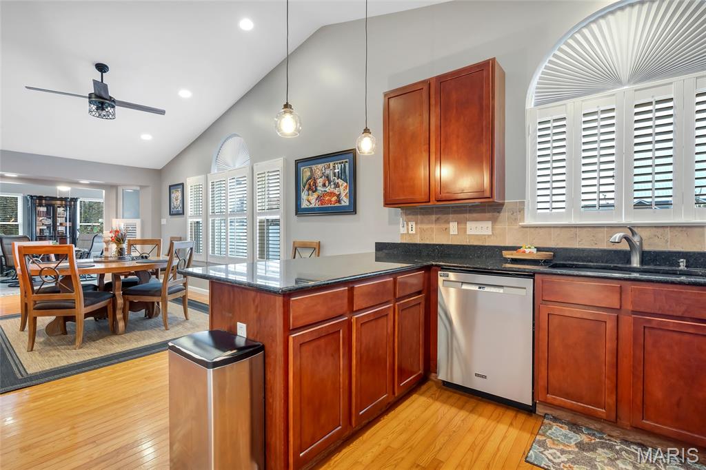 1404 Durham Drive Herculaneum, MO 63048 - Photo 12 of 58