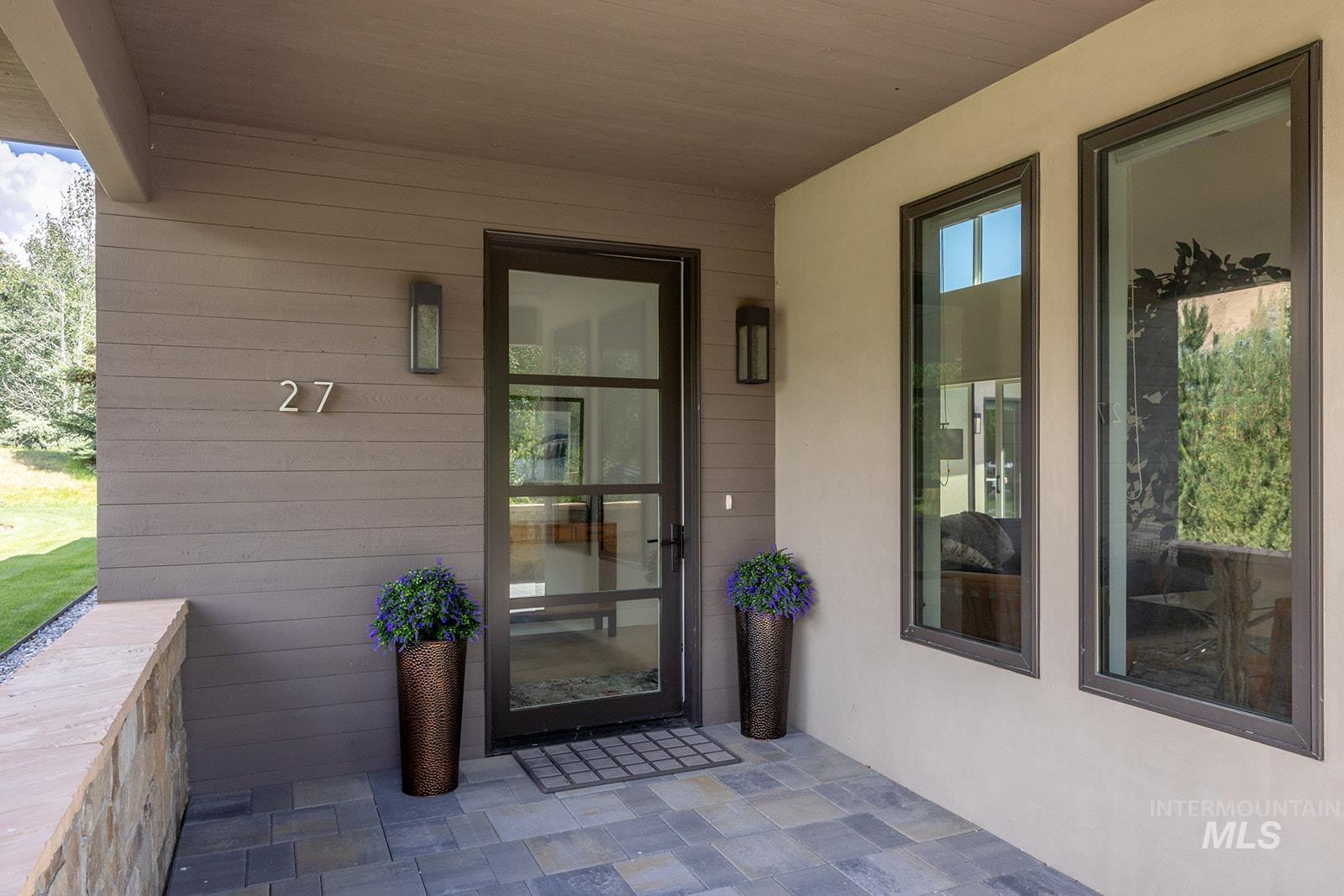 27 Streamside Drive Hailey, ID 83333 - Photo 29 of 39 Entrance to property with stucco siding