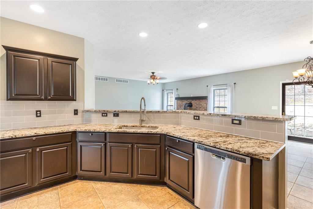 193 Bielers Run Road Midland, PA 15059 - Photo 9 of 23 Gallery Image 9