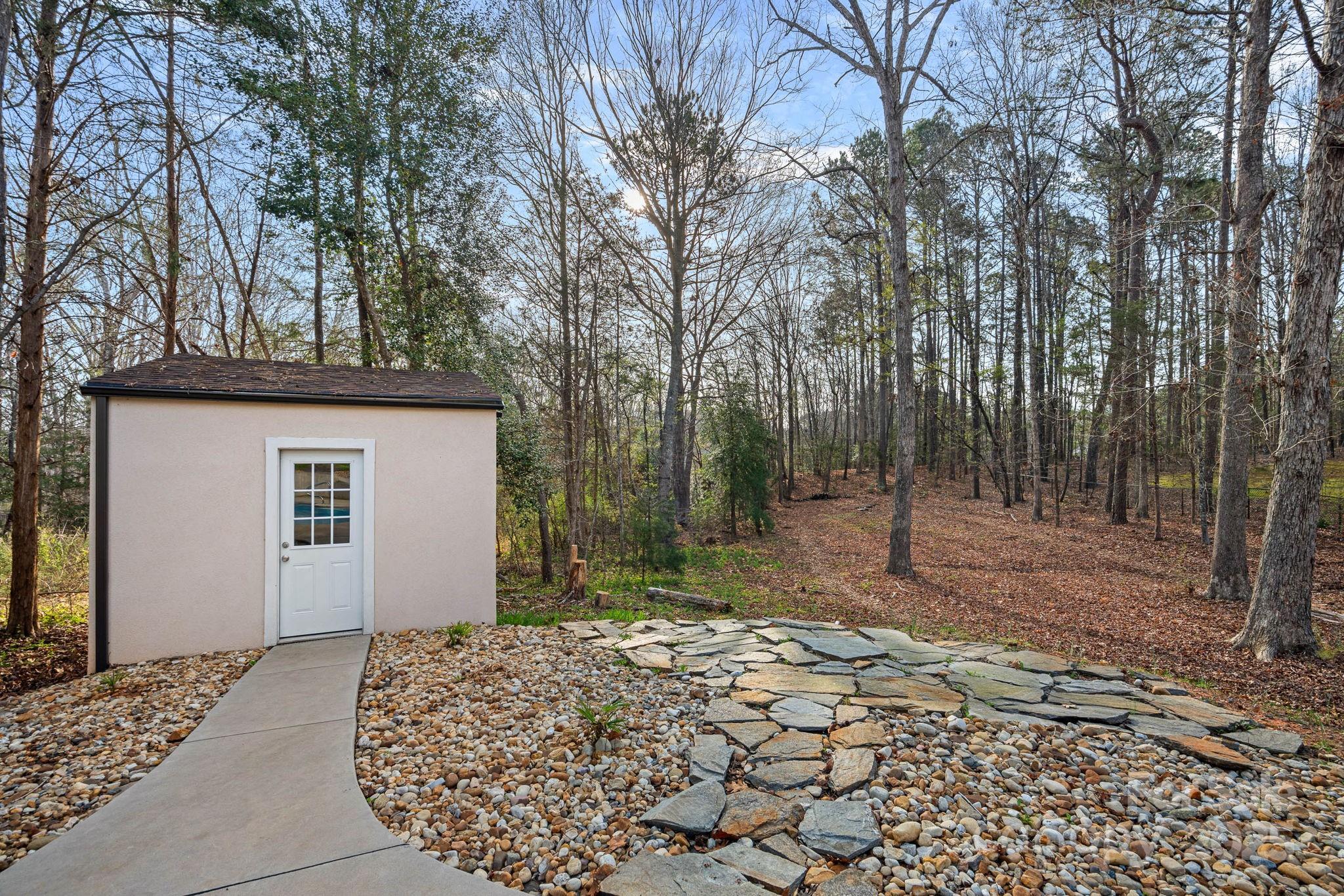 1426 Doe Ridge Lane Fort Mill, SC 29715 - Photo 44 of 47 Gallery Image 44