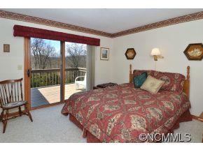 4481 Cove Loop Road Hendersonville, NC 28739 - Photo 14 of 20 Gallery Image 14