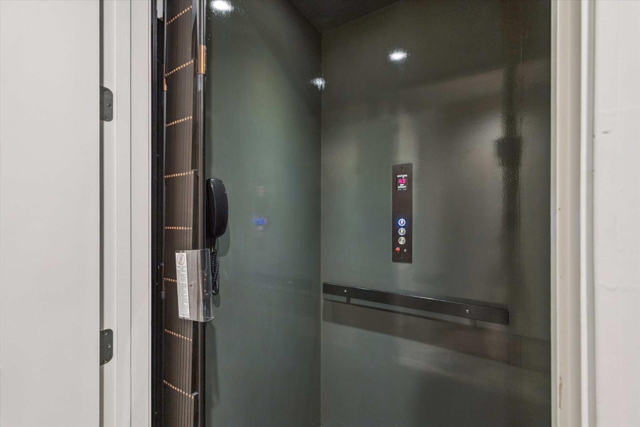 207 West 6th Street Kemah, TX 77565 - Photo 5 of 41