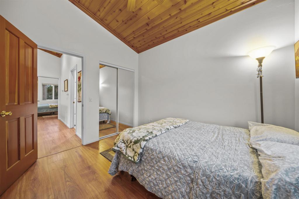 35465 Sunset Lane Julian, CA 92036 - Photo 19 of 49 Furniture stays!