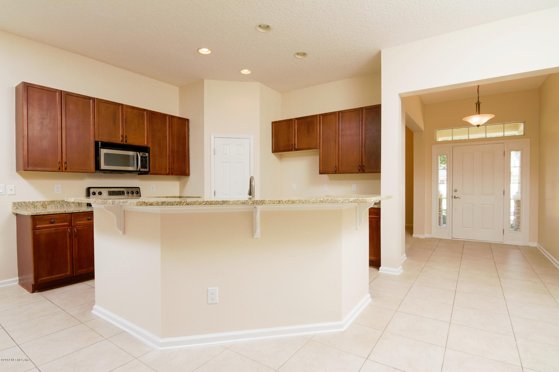 6328 Wedmore Road Jacksonville, FL 32258 - Photo 8 of 20 Kitchen_bar_seating
