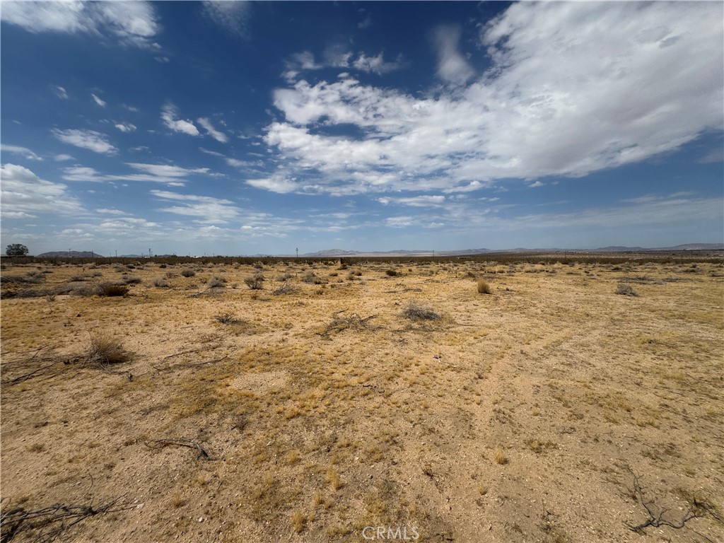 62626 Pole Road Joshua Tree, CA 92252 - Photo 9 of 20 Gallery Image 9