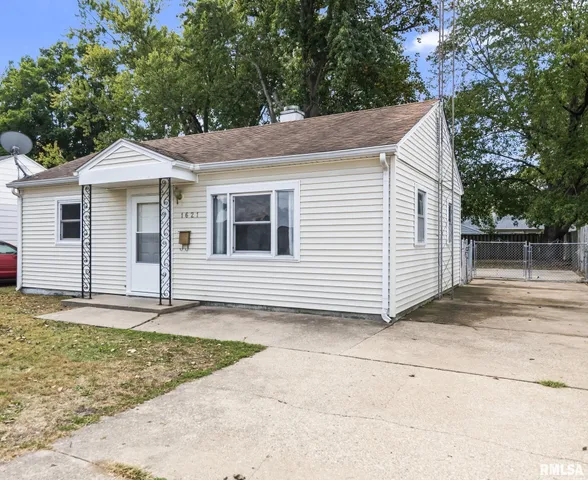$94,900 | 1621 North 21st Street, Springfield, IL 62702