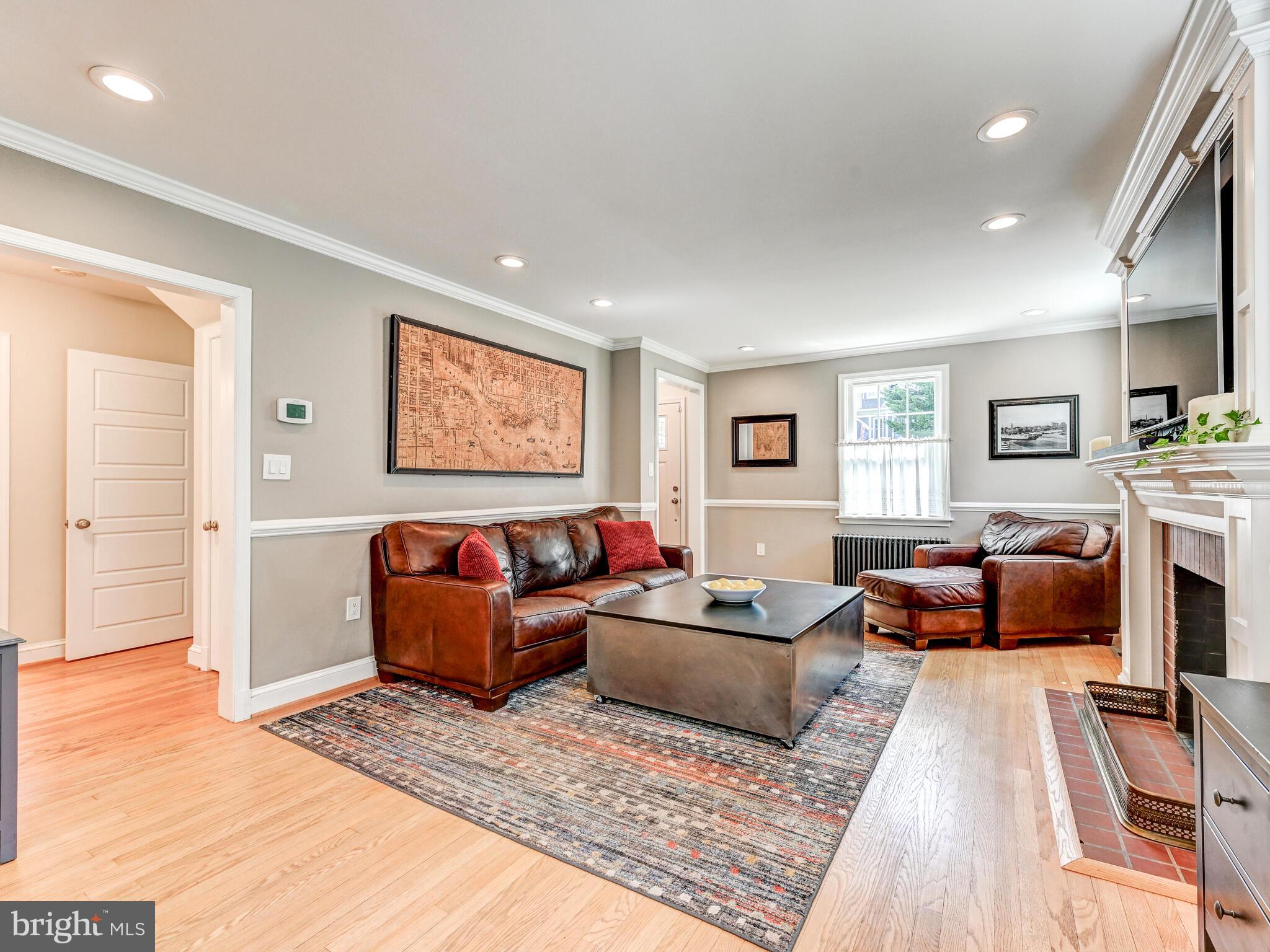 5734 Ridgedale Road Baltimore, MD 21209 - Photo 4 of 38 Gallery Image 4