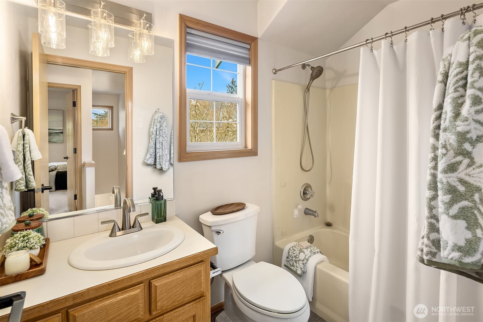 7803 196th Street Southwest, Unit C Edmonds, WA 98026 - Photo 21 of 25