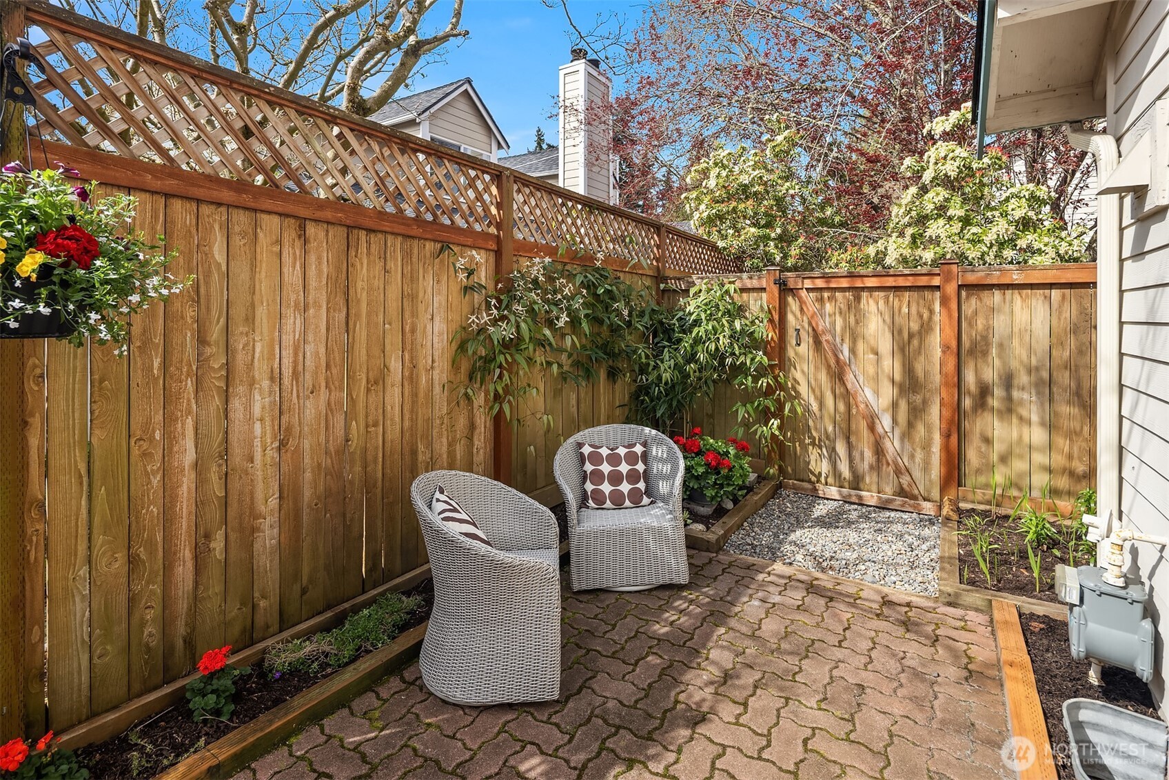 7803 196th Street Southwest, Unit C Edmonds, WA 98026 - Photo 22 of 25