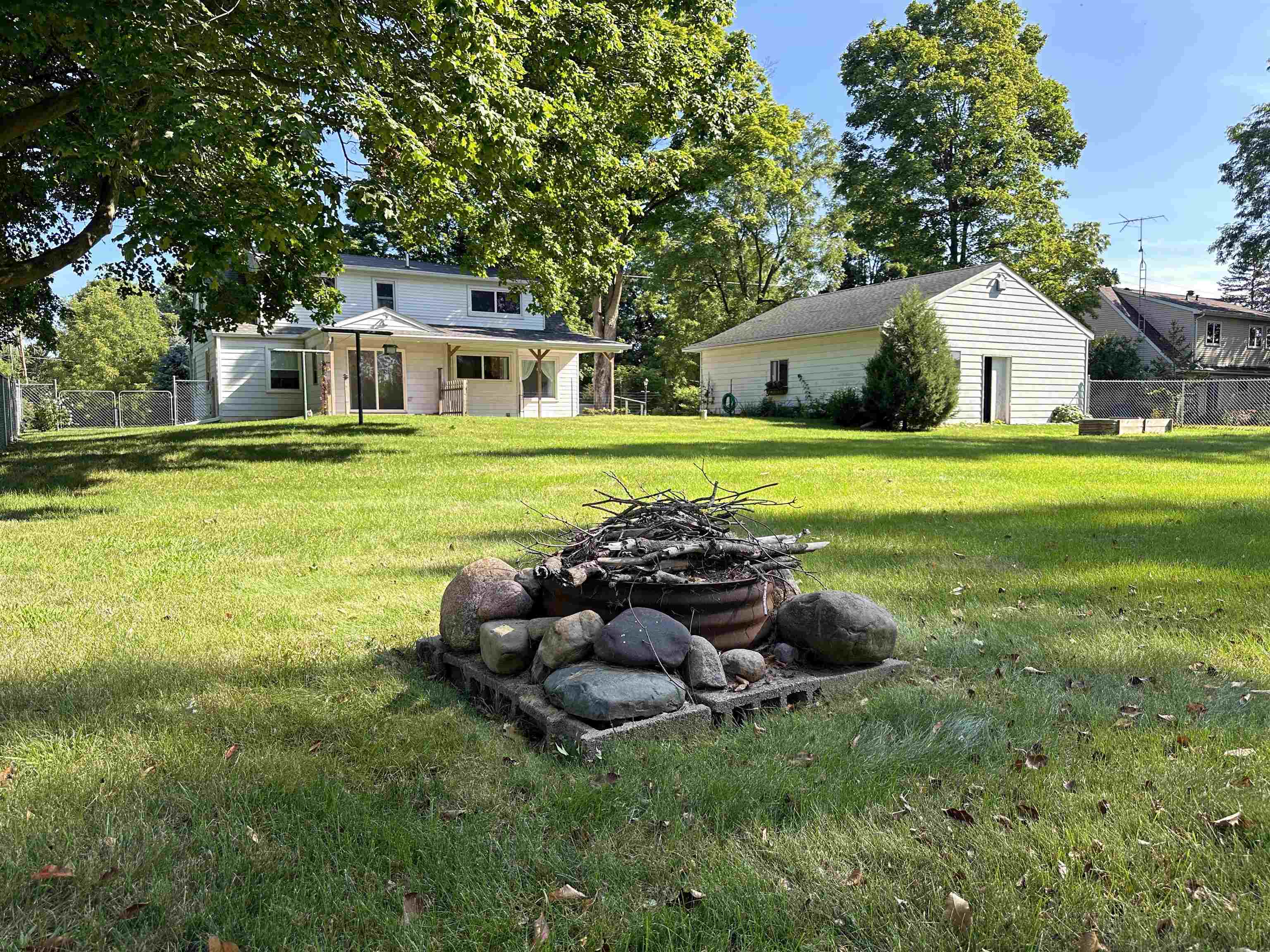 7335 Potter Road Flushing, MI 48433 - Photo 9 of 43 50151866-b78b229e-e878-48ec-a237-0ec1b9ae4f86.JPG