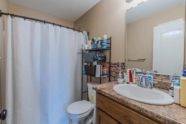 $319,900 | 2287 Rittenhouse Place, Huntertown, IN 46748