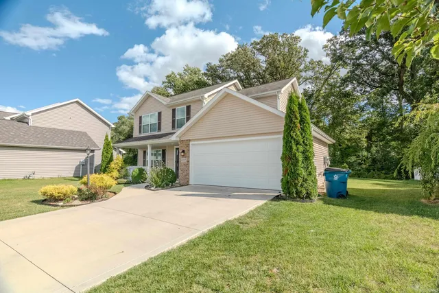 $319,900 | 2287 Rittenhouse Place, Huntertown, IN 46748