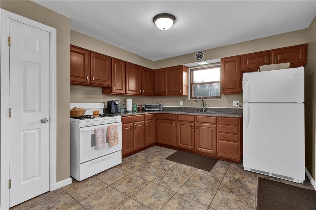 3435 Dutch Ridge Road Beaver, PA 15009 - Photo 5 of 19 Gallery Image 5