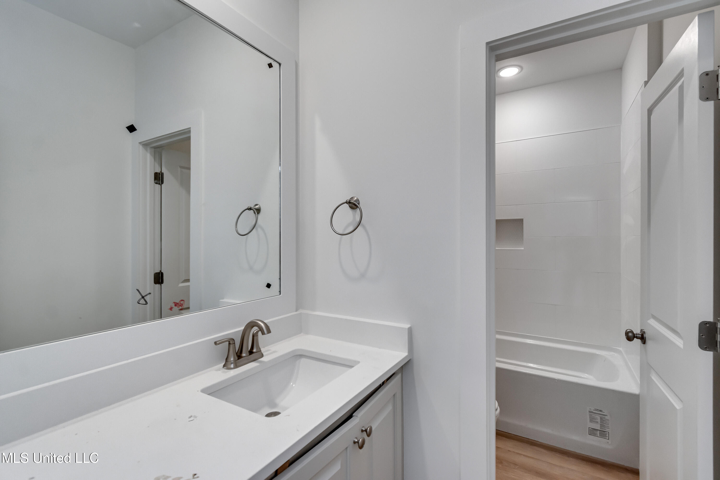 400 Butternut Drive Canton, MS 39046 - Photo 22 of 38 400 Butternut Dr-35