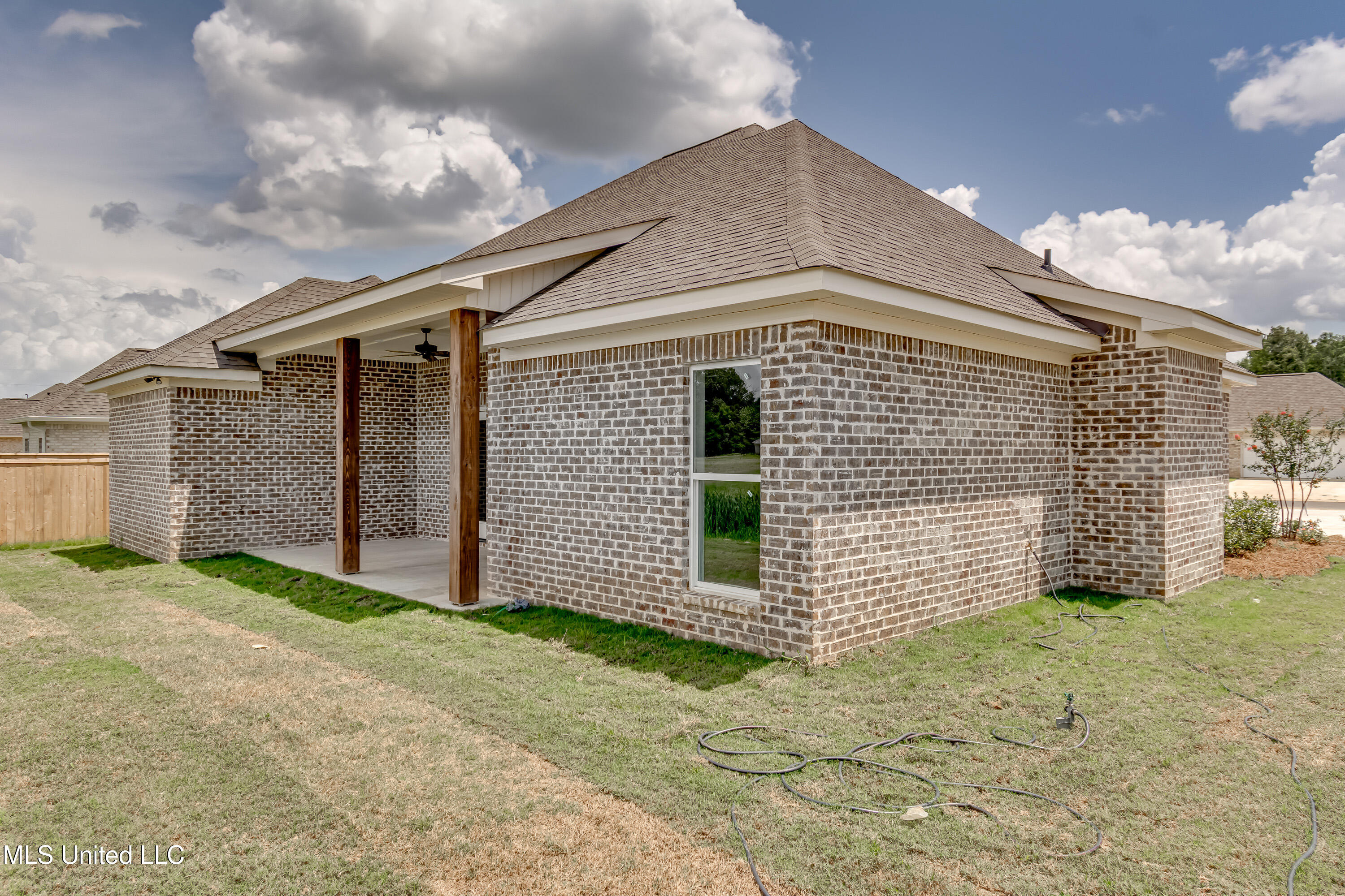 400 Butternut Drive Canton, MS 39046 - Photo 36 of 38 400 Butternut Dr-9