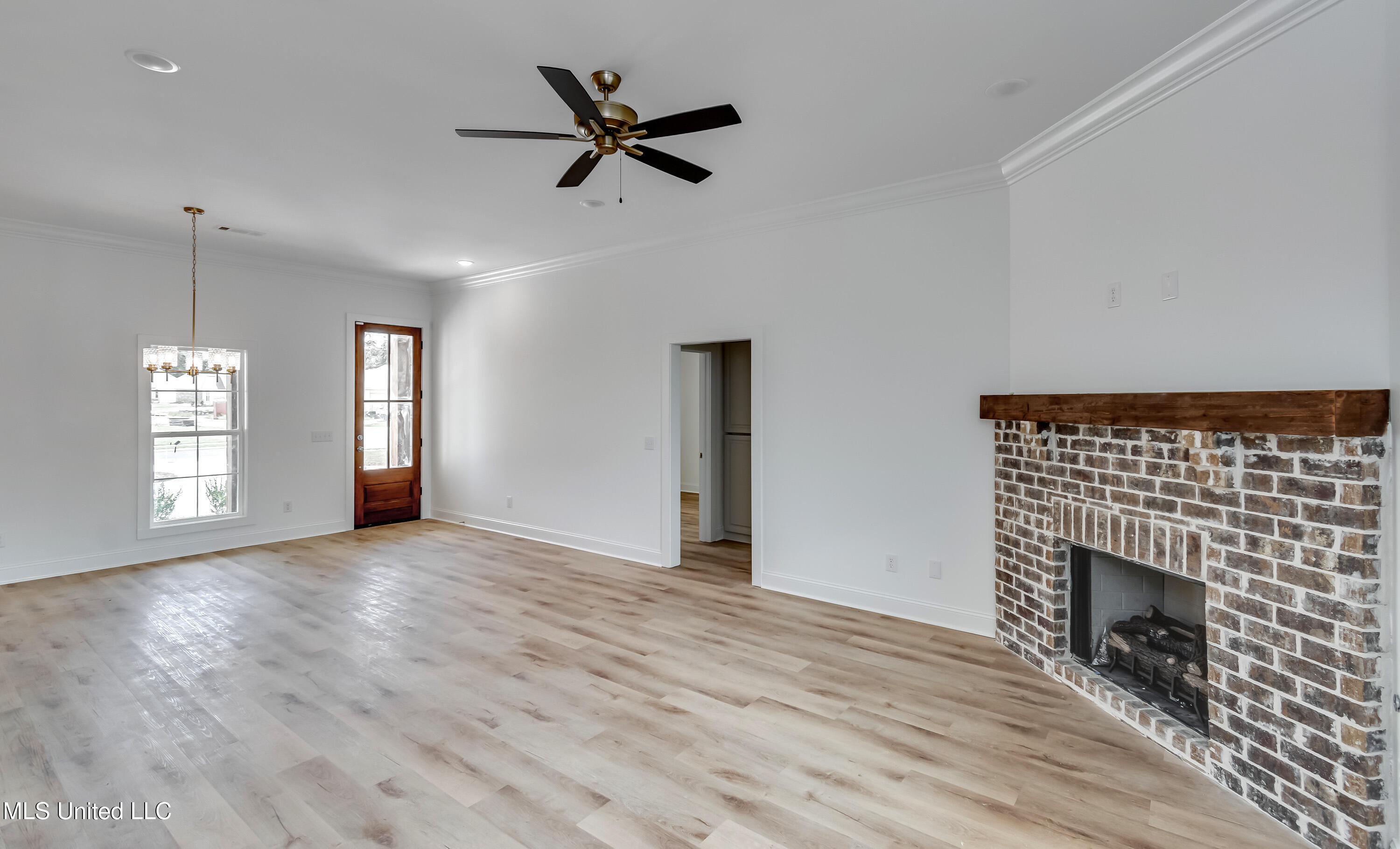 400 Butternut Drive Canton, MS 39046 - Photo 9 of 38 400 Butternut Dr-20