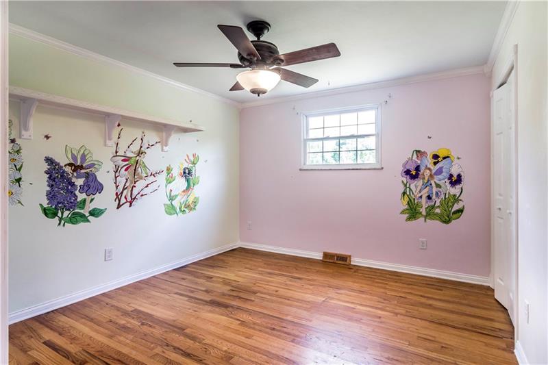 581 Arden Road Washington, PA 15301 - Photo 19 of 25 Each one has a ceiling fan/light and nice hardwoods.