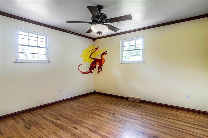 581 Arden Road Washington, PA 15301 - Photo 20 of 25 These rooms are largely blank slates, ready for your paint and decor!