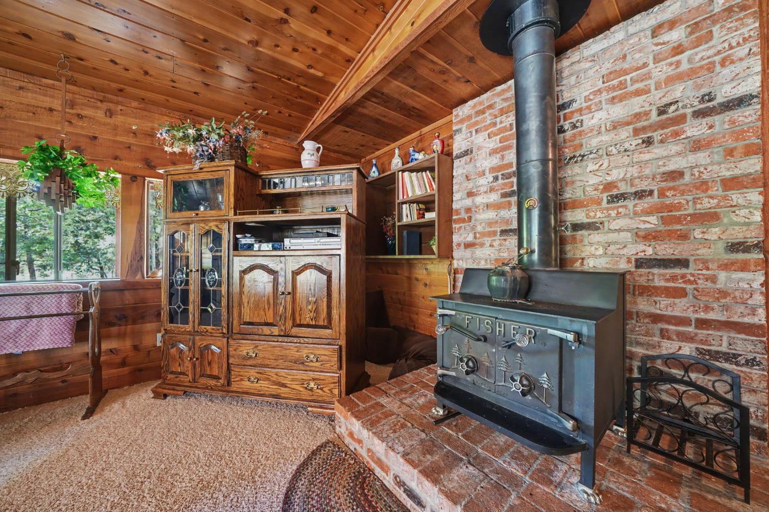20750 Dunshee Road Pine Grove, CA 95665 - Photo 12 of 70 Gallery Image 12