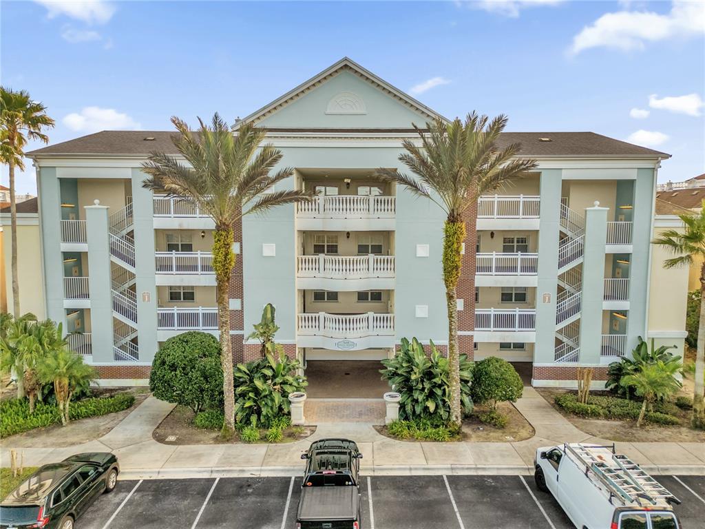 7618 Sandy Ridge Drive, Unit 103 Reunion, FL 34747 - Photo 23 of 37 a front view of a house