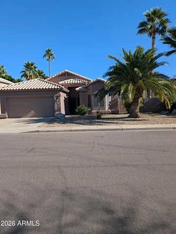 $2,500 | 15801 North 11th Avenue, Phoenix, AZ 85023