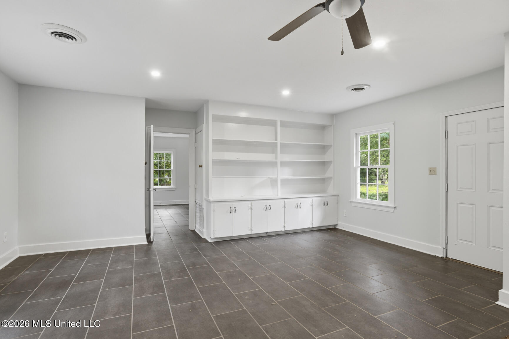 4047 Robin Drive Jackson, MS 39206 - Photo 17 of 25 4047 Robin-13
