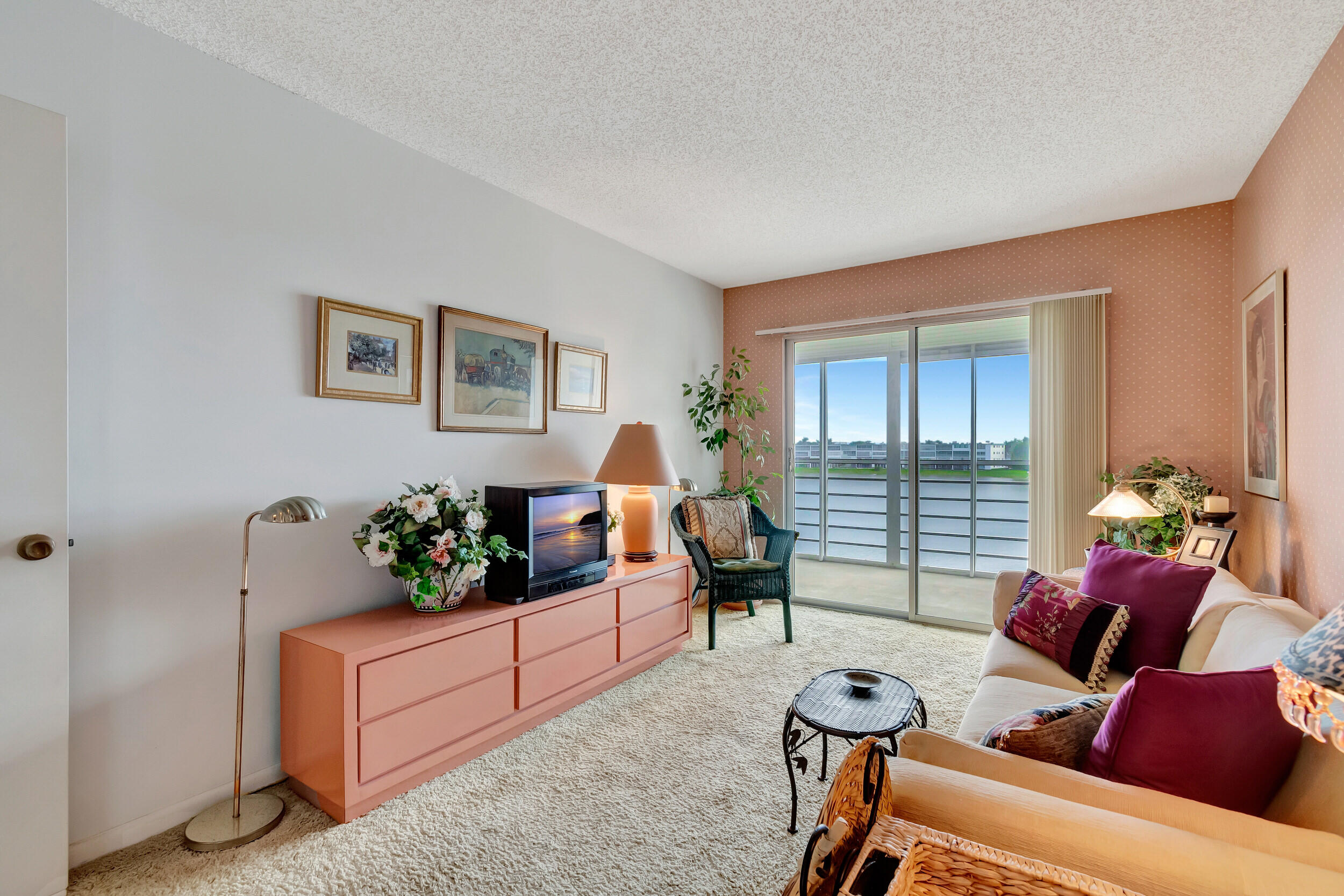 4006 Cornwall, Unit A Boca Raton, FL 33434 - Photo 15 of 58 25_dsc_5464