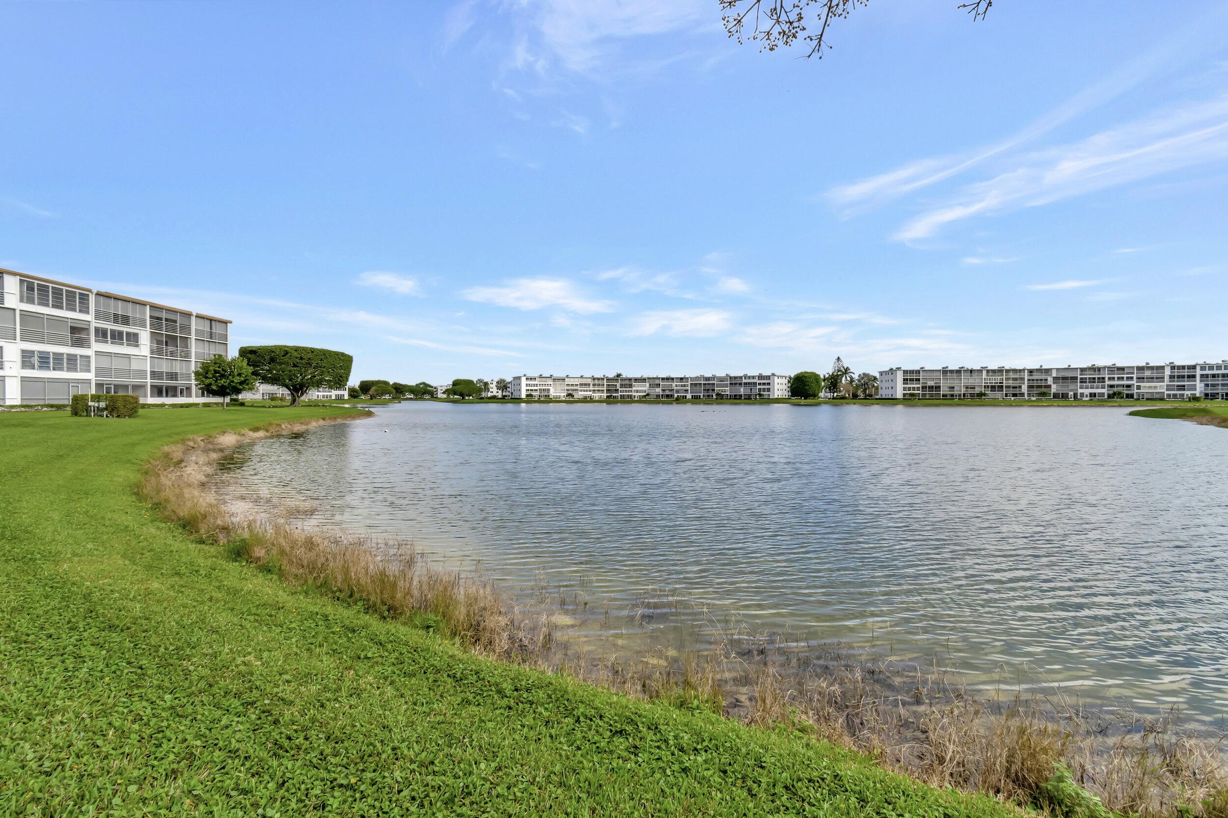 4006 Cornwall, Unit A Boca Raton, FL 33434 - Photo 2 of 58 36_dsc_5664